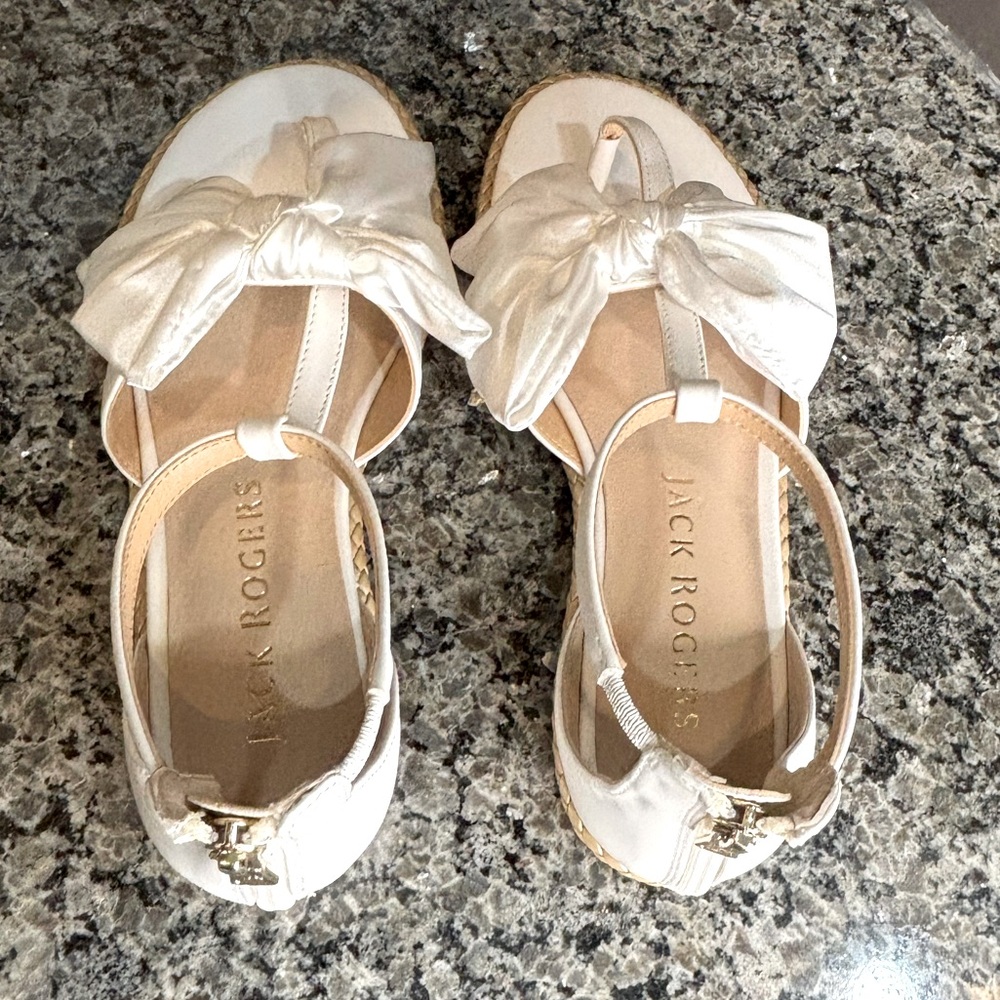 Jack Rogers Heidi T-Strap White Satin Bow Sandals Size 7 New In Box - Picture 7 of 10